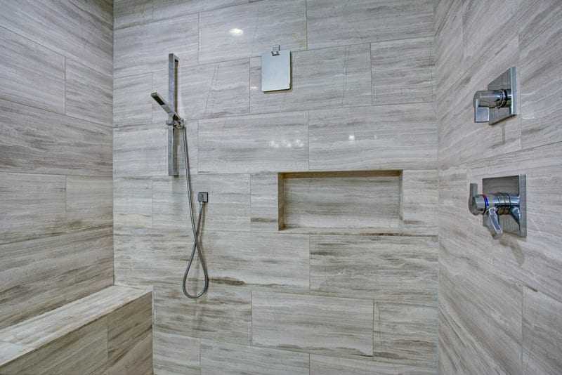 Hornacinas (o nichos) en cuartos de baño y duchas - Sincro